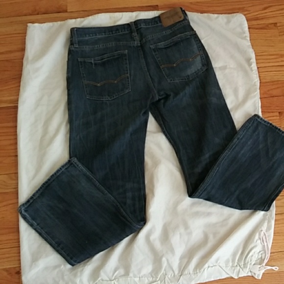 American Eagle jeans - Picture 2 of 3